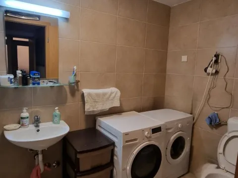 Prodaja, dvosoban stan, 76m², Centar, Bar - image 11