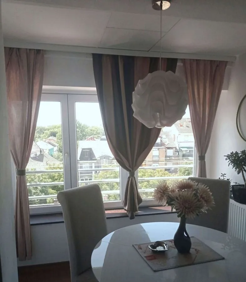 Prodaja, dvosoban stan, 52m², Bulevar Oslobodjenja, Novi Sad Sve Podlokacije