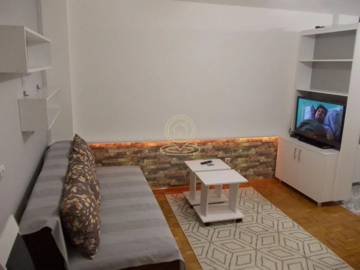 Izdavanje, jednosoban stan, 28m², Liman 4, Novi Sad Sve Podlokacije
