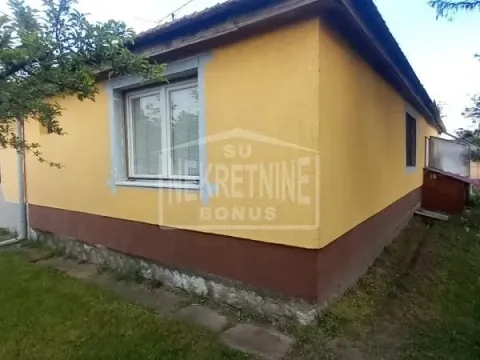 Prodaja, kuća, 178m², Verušić, Subotica - image 9