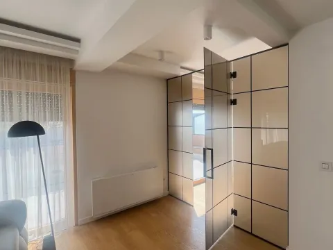 Izdavanje, četvorosoban stan, 237m², Vračar Hram, Vračar Sve Podlokacije - image 6