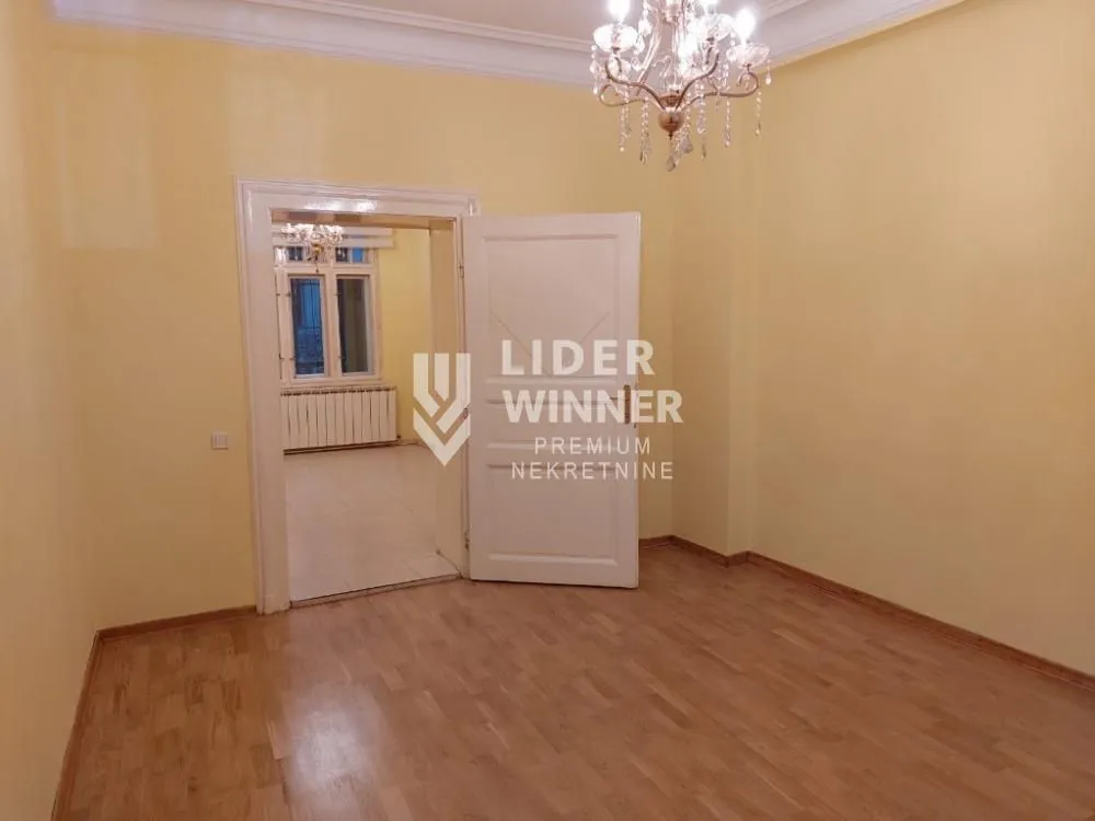 Rent, three bedroom apartment, 89m², Stari Grad, Beograd