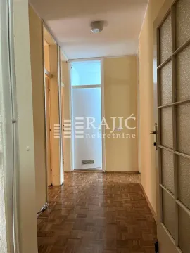 Rent, four bedroom apartment, 117m², Vračar Centar, Vračar Sve Podlokacije - image 13