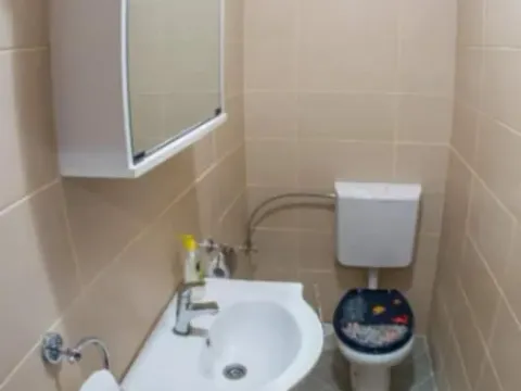 Rent, two bedroom apartment, 81m², Petrovac, Budva - image 3