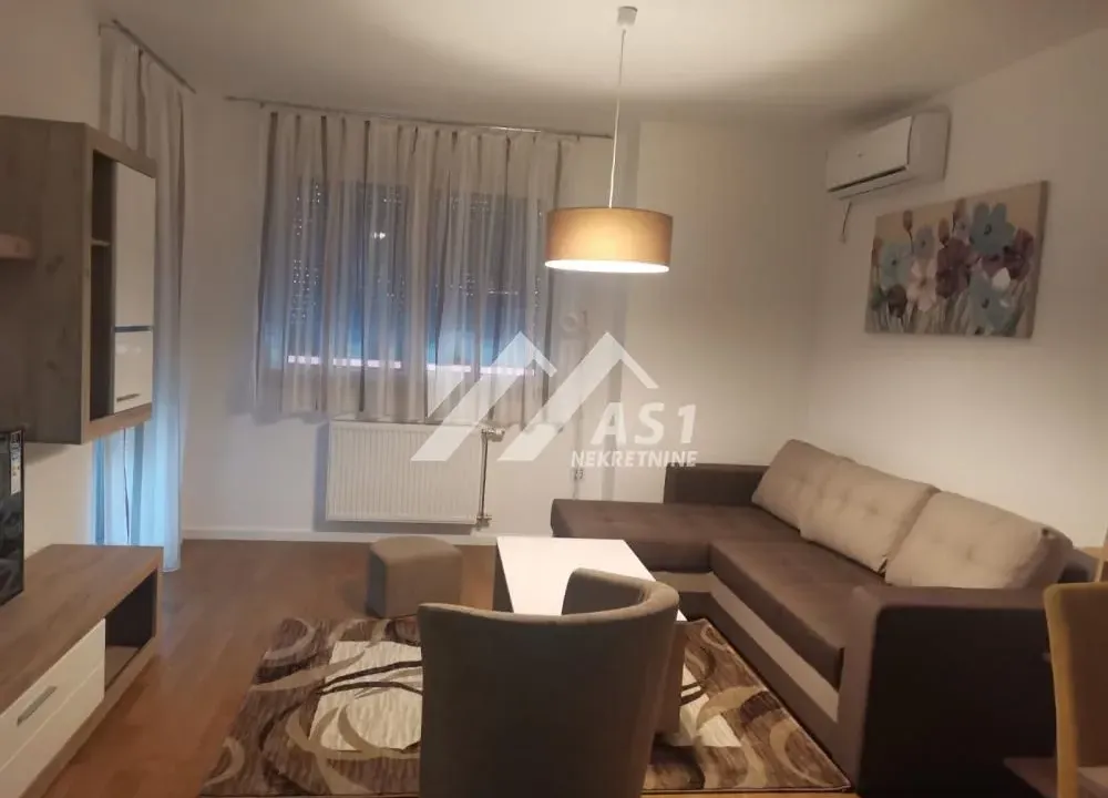 Izdavanje, dvosoban stan, 45m², Podbara, Novi Sad Sve Podlokacije