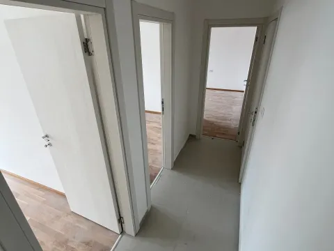 Sale, three bedroom apartment, 95m², Zabjelo, Podgorica - image 7