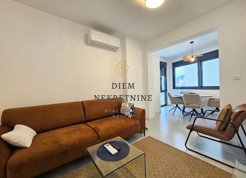 Izdavanje, jednosoban stan, 40m², Šušanj, Bar