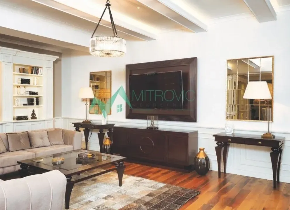 Izdavanje, petosoban stan, 397m², Bulevar Oslobodjenja, Novi Sad Sve Podlokacije