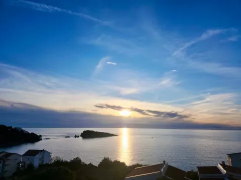 Sale, one bedroom apartment, 90m², Hladna Uvala, Bar - image 10