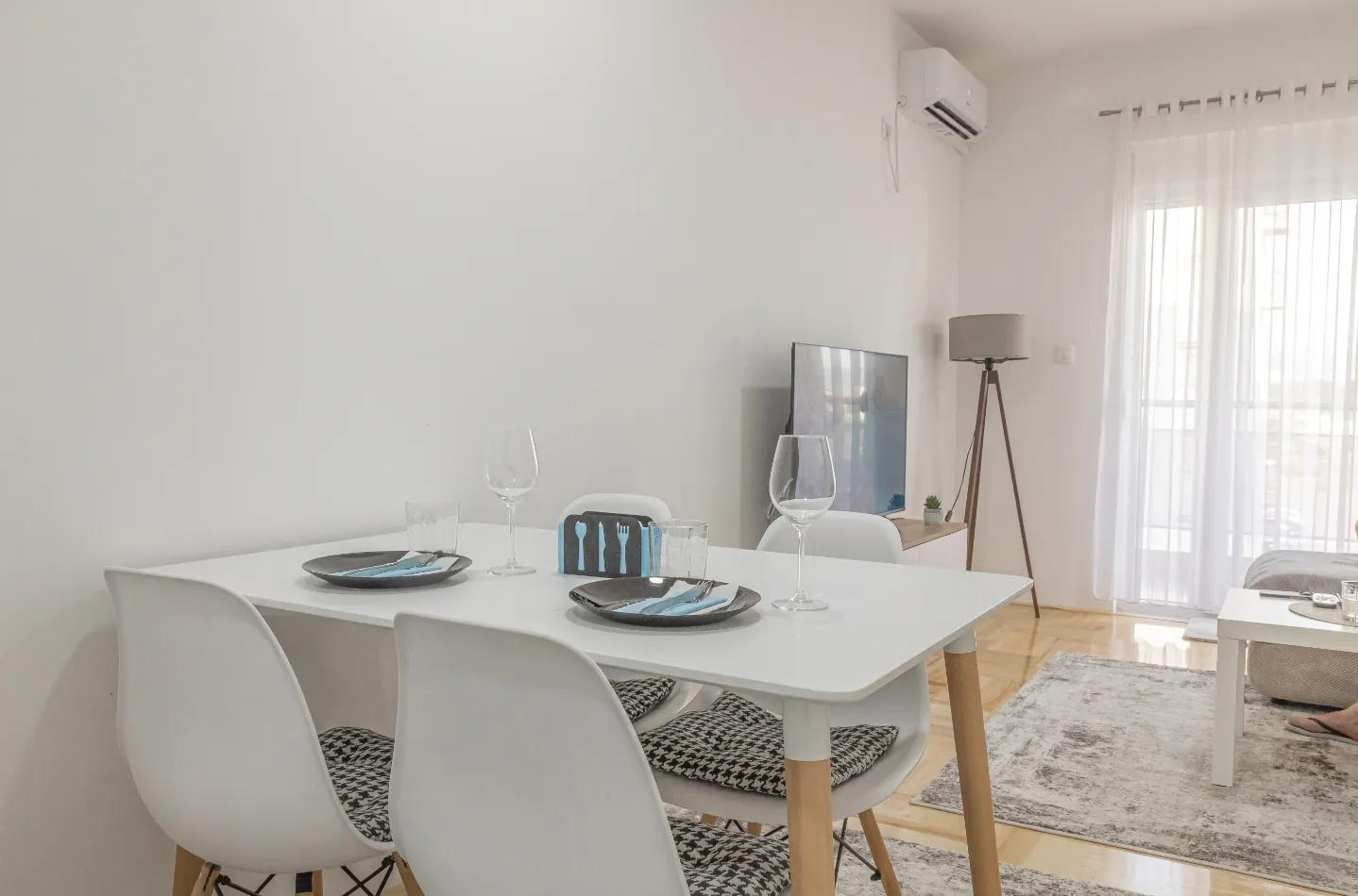 Rent, one bedroom apartment, 42m², Tuški Put, Podgorica