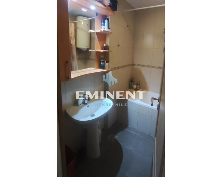 Rent, two bedroom apartment, 45m², Gundulićev Venac, Beograd