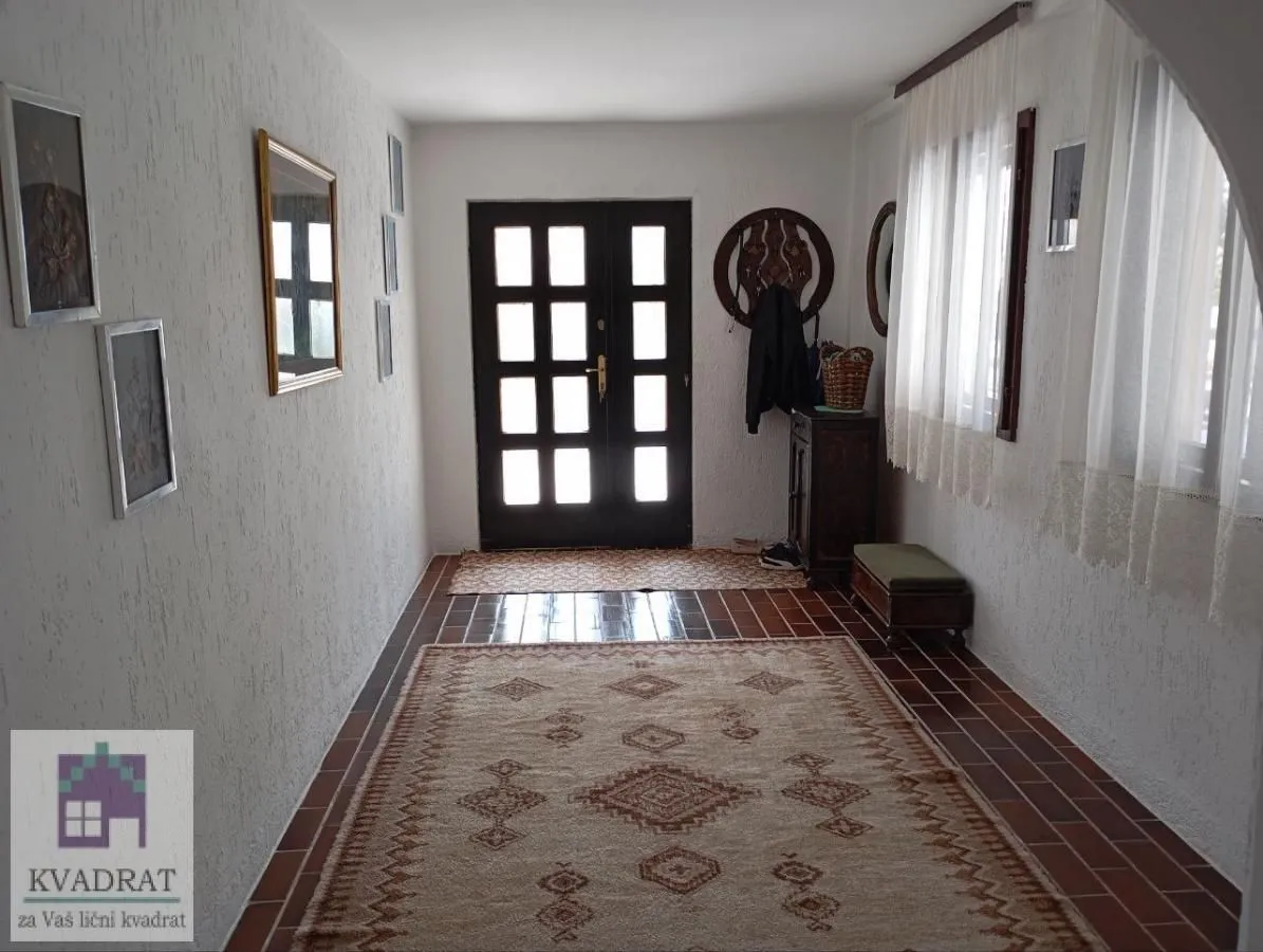 Sale, house, 300m², Mala Moštanica, Obrenovac