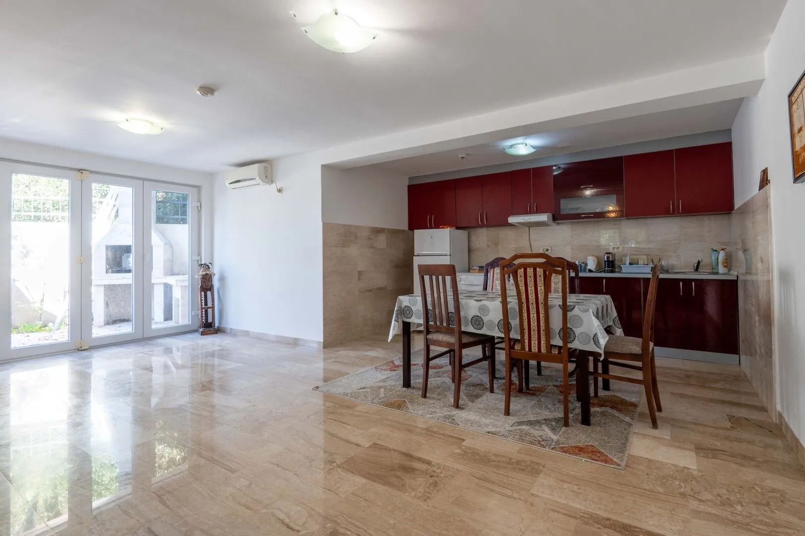 Sale, house, 400m², Perazića do, Budva