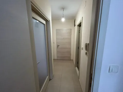 Izdavanje, jednosoban stan, 40m², Zabjelo, Podgorica - image 8