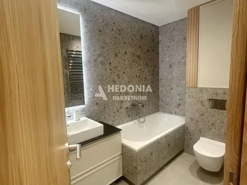 Izdavanje, poslovni prostor, 94m², Kalenić Pijaca, Vračar Sve Podlokacije - image 13