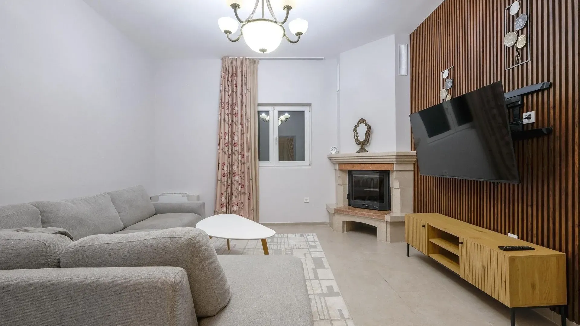 Prodaja, kuća, 198m², Dumidran, Tivat