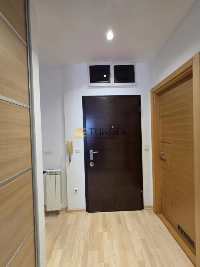 Rent, three bedroom apartment, 85m², Stari Grad, Beograd