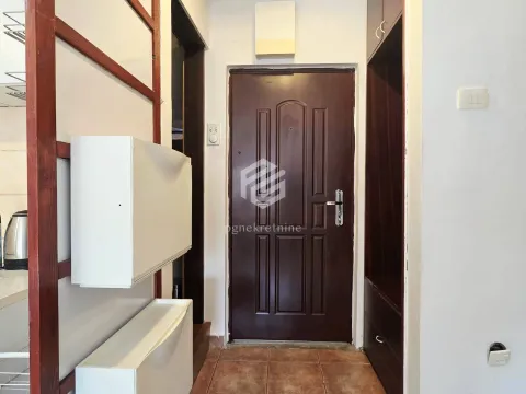 Rent, two bedroom apartment, 50m², Centar, Podgorica - image 7