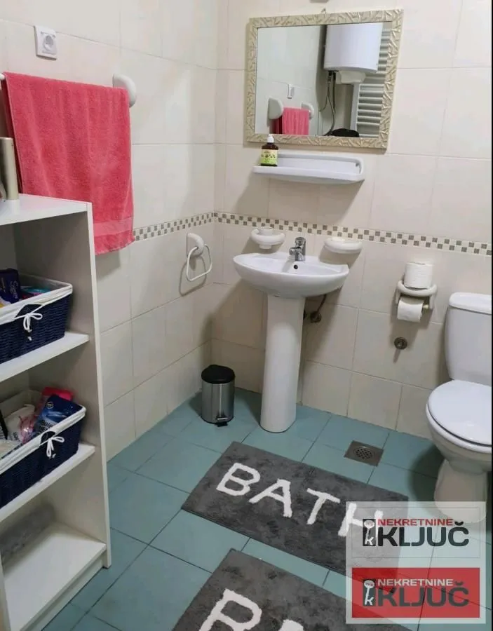 Izdavanje, jednosoban stan, 47m², Bulevar Oslobodjenja, Novi Sad Sve Podlokacije