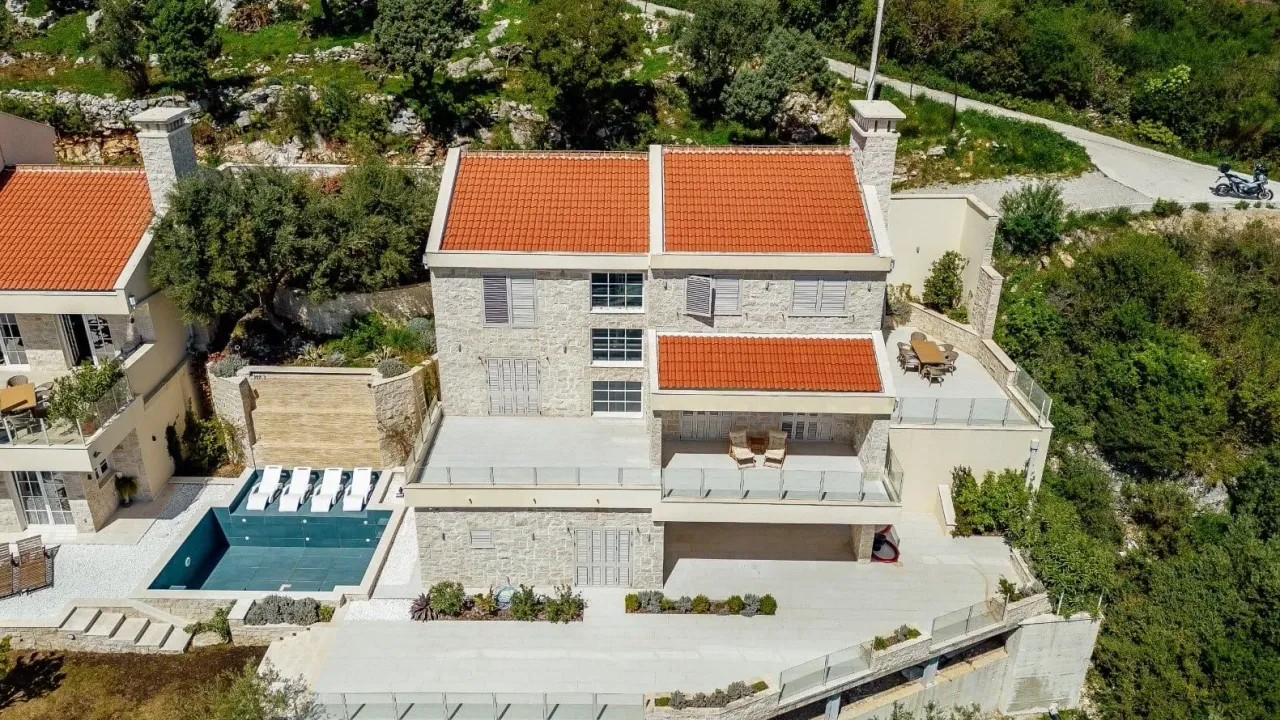 Sale, house, 338m², Herceg Novi, Crna Gora