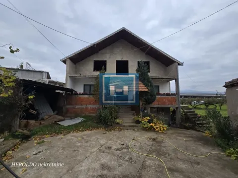 Prodaja, kuća, 130m², Vranje, Srbija - image 2
