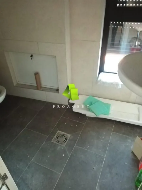 Rent, three bedroom apartment, 192m², Palilula, Niš