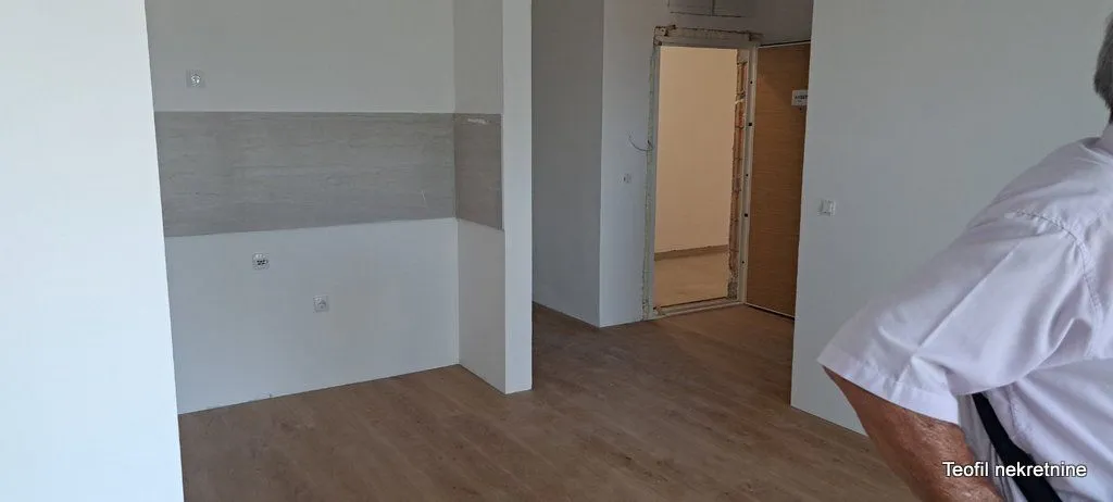 Prodaja, trosoban stan, 82m², Stari Banovci, Stara Pazova