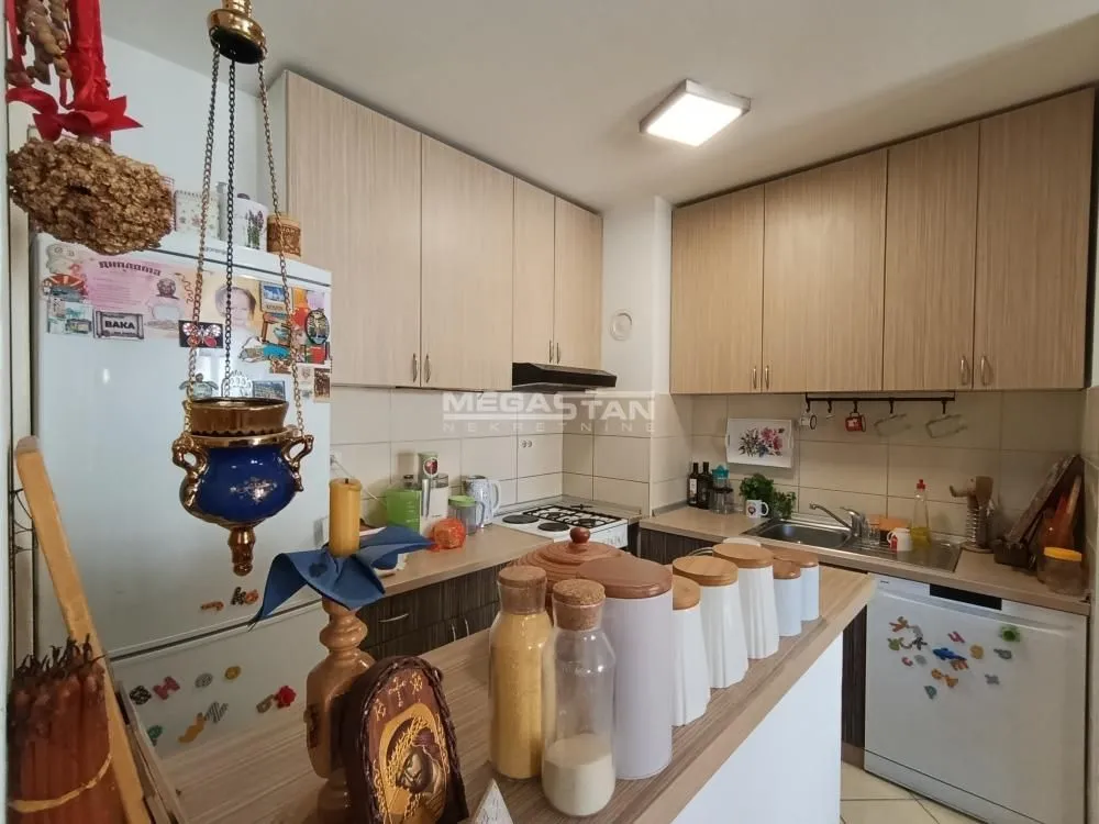 Sale, three bedroom apartment, 84m², Voždovac Sve Podlokacije, Beograd