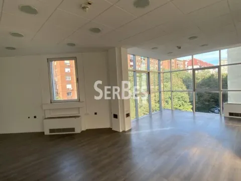 Rent, office space, 352m², Bulevar Oslobodjenja, Novi Sad Sve Podlokacije - image 4