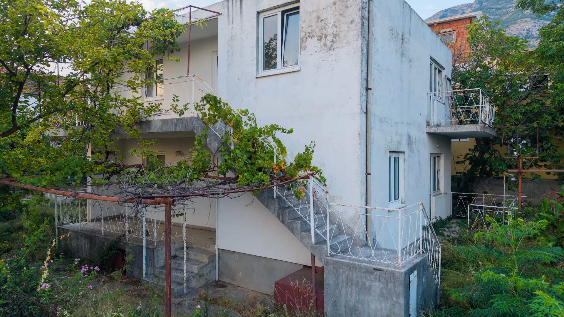 Sale, house, 140m², Sutomore, Bar