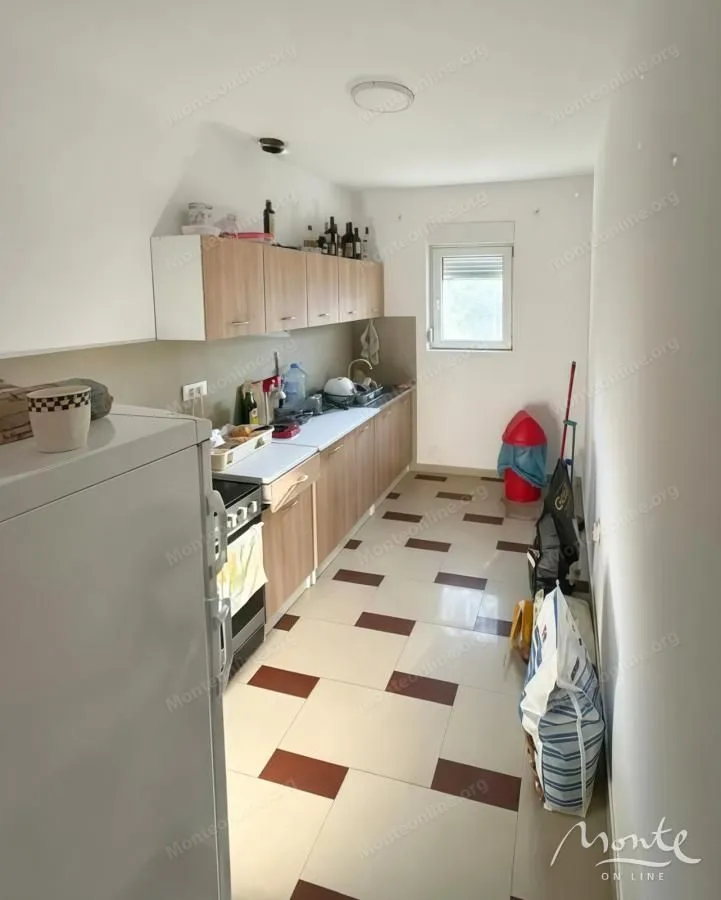 Prodaja, stan, 180m², Bečići, Budva