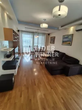 Sale, three bedroom apartment, 106m², Belvil, Beograd - image 8