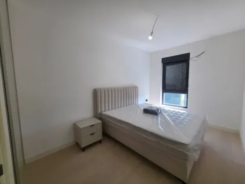 Izdavanje, dvosoban stan, 69m², Krivi Most, Podgorica - image 9