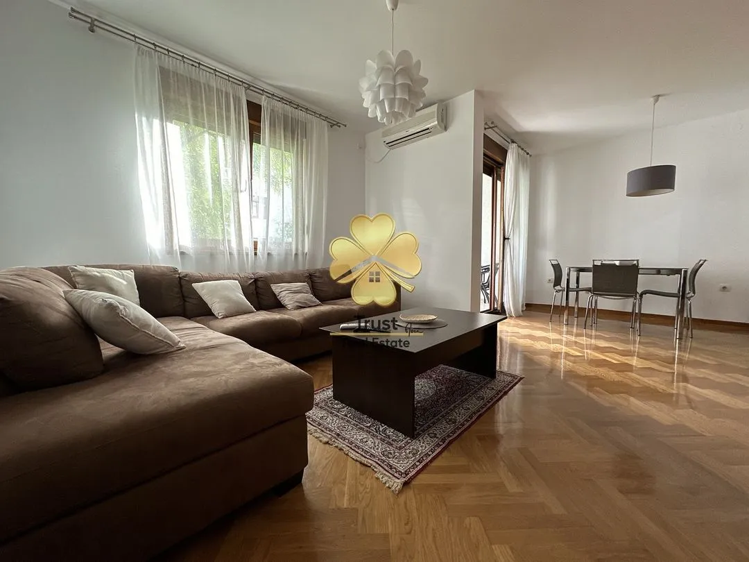 Rent, one bedroom apartment, 52m², Blok 9, Podgorica