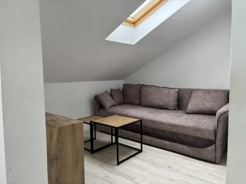 Stan in Zvezdara Sve Podlokacije