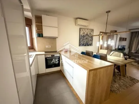 Izdavanje, trosoban stan, 75m², Crveni Krst, Beograd - image 6