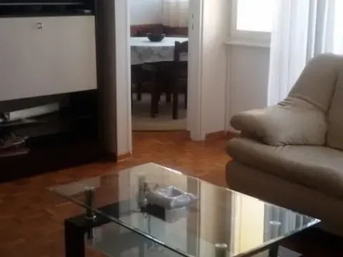 Izdavanje, trosoban stan, 83m², Grbavica, Novi Sad Sve Podlokacije - image 8