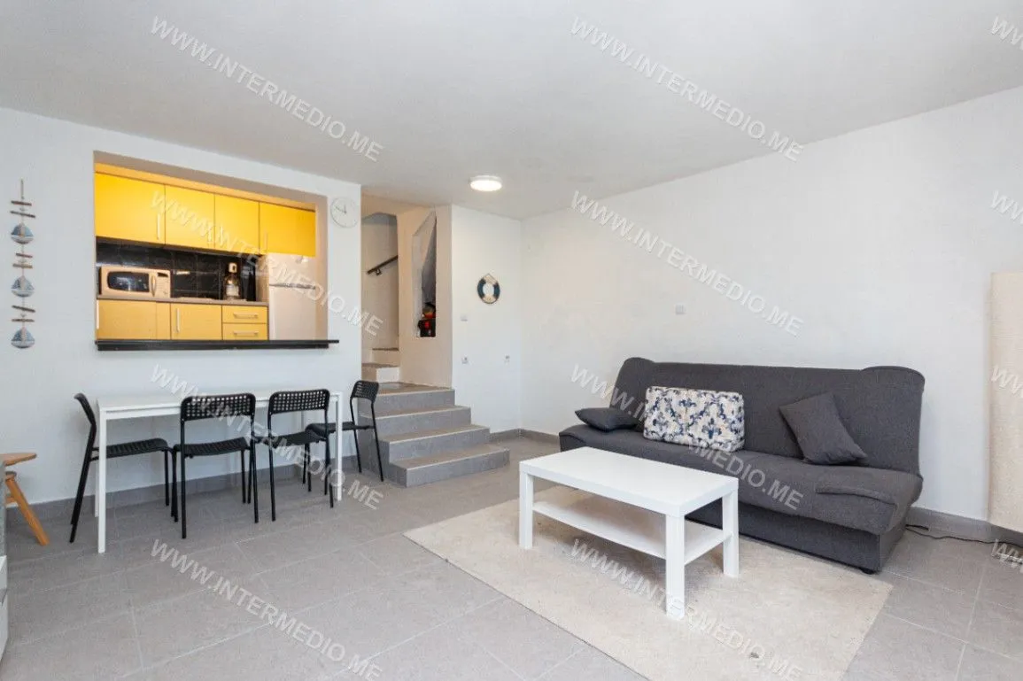 Sale, house, 100m², Morinj, Kotor