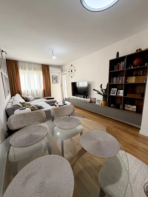Rent, one bedroom apartment, 47m², Central Point, Podgorica