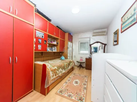 Prodaja, trosoban stan, 109m², Centar, Podgorica - image 8