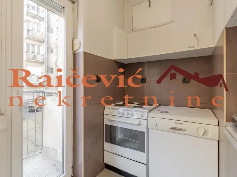 Sale, three bedroom apartment, 64m², Kalenić Pijaca, Vračar Sve Podlokacije - image 8