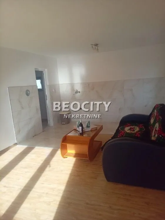 Prodaja, kuća, 200m², Centar, Vrnjačka Banja