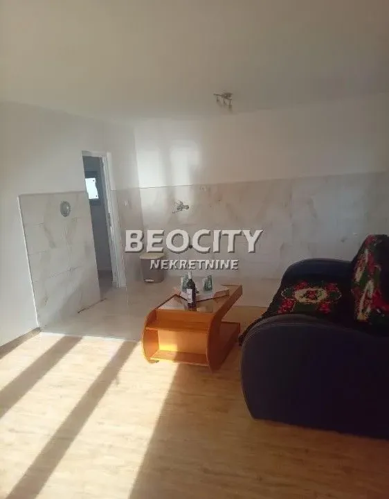 Sale, house, 200m², Centar, Vrnjačka Banja