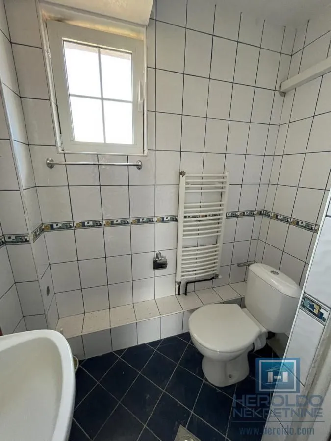 Prodaja, kuća, 400m², Centar, Jagodina
