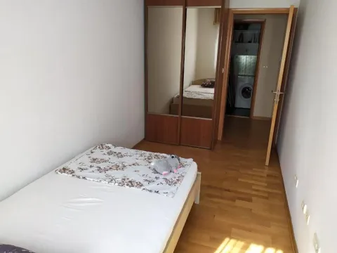 Rent, two bedroom apartment, 75m², Preko Morače, Podgorica - image 7