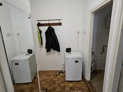 Rent, one bedroom apartment, 31m², Višnjička Banja, Palilula Sve Podlokacije - image 11