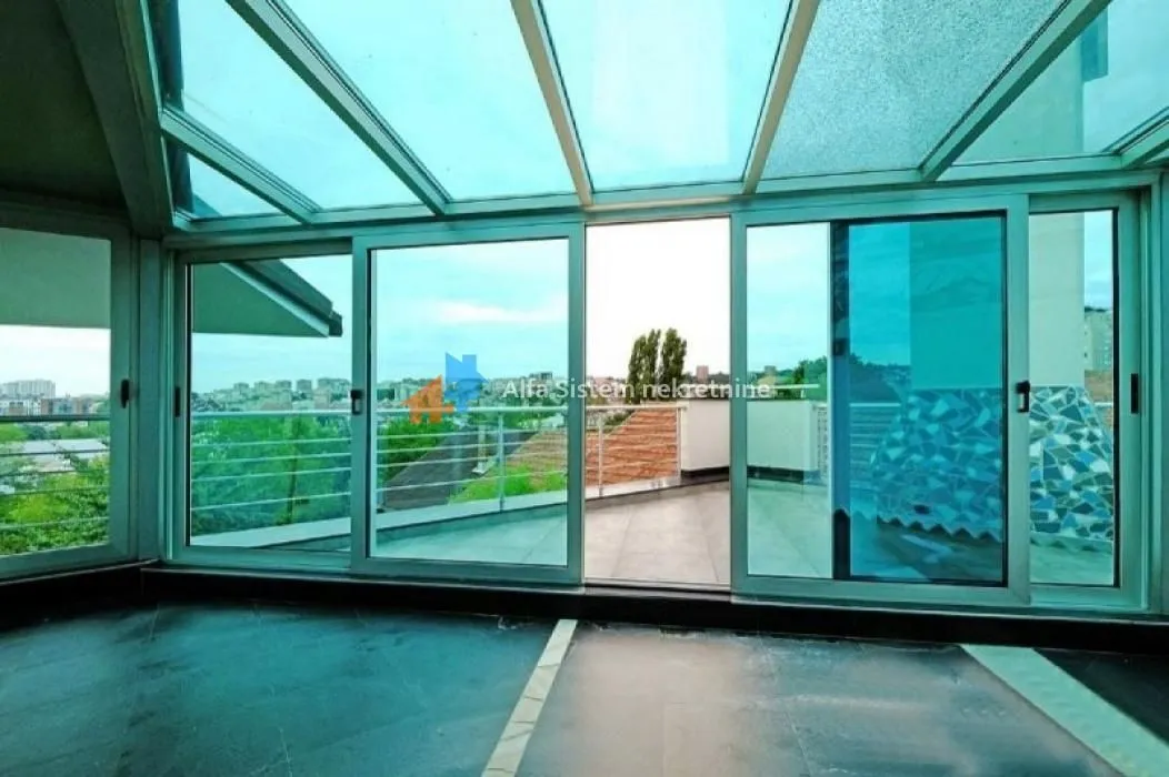 Rent, house, 365m², Uciteljsko Naselje, Zvezdara Sve Podlokacije