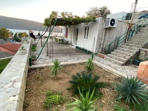 Prodaja, kuća, 64m², Zelenika, Herceg Novi - image 4