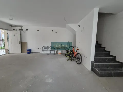 Prodaja, kuća, 142m², Tabane, Jagodina - image 7