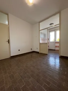 Rent, office space, 86m², Gintaš, Podgorica - image 10